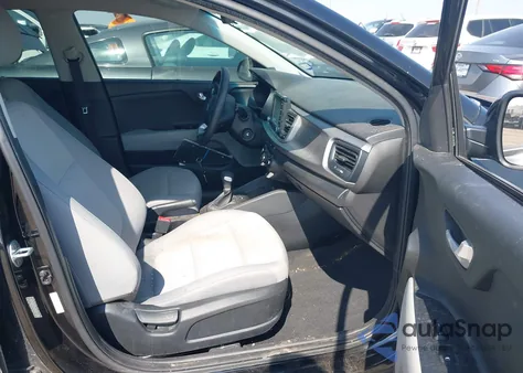 2020 Kia Rio S из США, поврежденный, VIN 3KPA24AD1LE302903